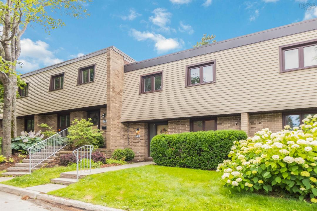 79 FORESTSIDE CRESCENT, Halifax, Nova Scotia B3M 1M5, Canada