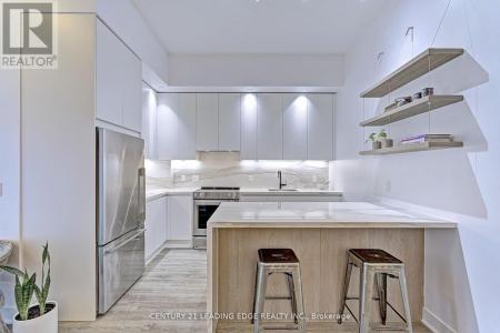 28 LINDEN STREET, Toronto (north St. James Town), Ontario M4Y 0A4, Canada