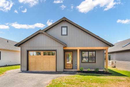 32 REDDIN HEIGHTS, Stratford, 爱德华王子岛 C1B 1Z4, 加拿大