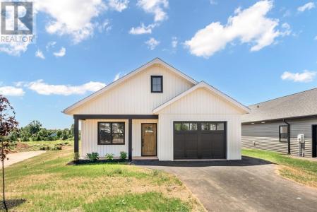 36 REDDIN HEIGHTS, Stratford, 爱德华王子岛 C1B 1Z4, 加拿大