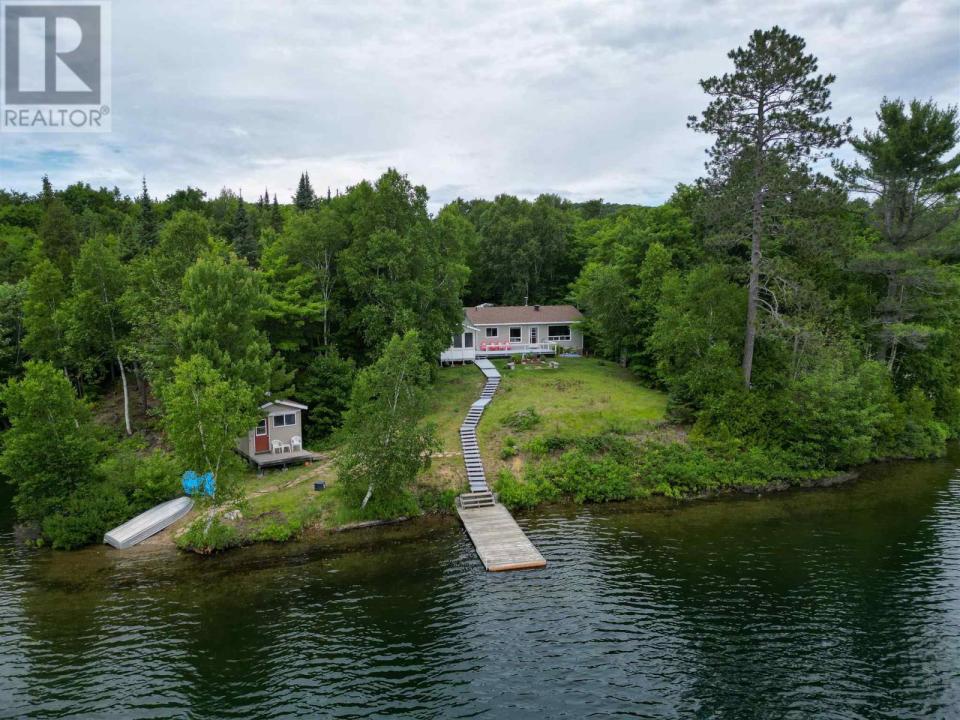 LOT 10 VIXEN LAKE, Searchmont, Ontario P0S 1J0, CANADÁ