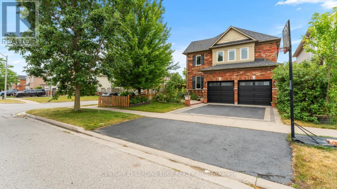 1 WOOLNER LANE, Clarington (bowmanville), Ontario L1C 5L8, Canada