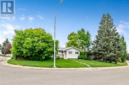3403 73 STREET NORTHWEST, Calgary, ألبرتا T3B 2L5, كندا