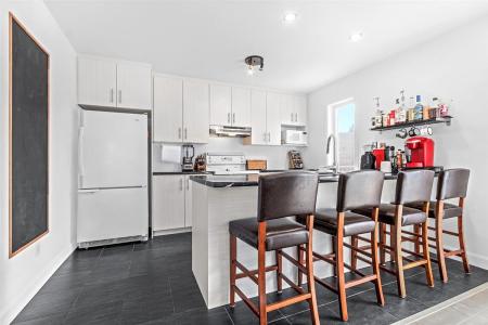 1875Z  Rue du Curé-Marcotte, Québec (La Haute-Saint-Charles), Quebec G3G 1R6, Canada