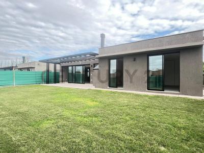 vieytes 2526, Maipú, Mendoza 5513, Argentina