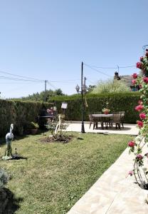 Montapas, Bourgogne 58110, France
