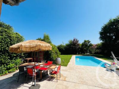Pau, Aquitaine 64000, France