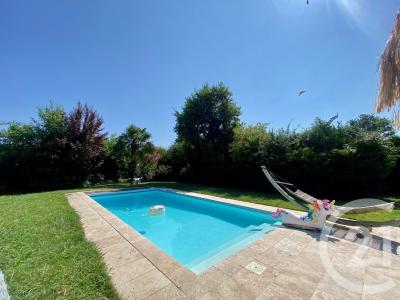 Pau, Aquitaine 64000, France