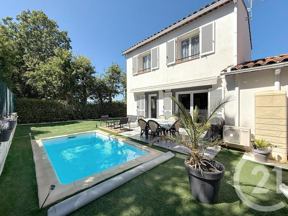 Roquebrune Sur Argens, Provence-Alpes-Côte D'Azur 83520, צרפת