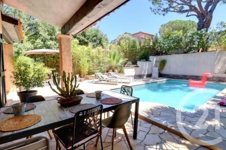 Frejus, Provence-Alpes-Côte D'Azur 83600, アキタン