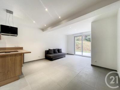 St Cyr Sur Loire, Centro 37540, França