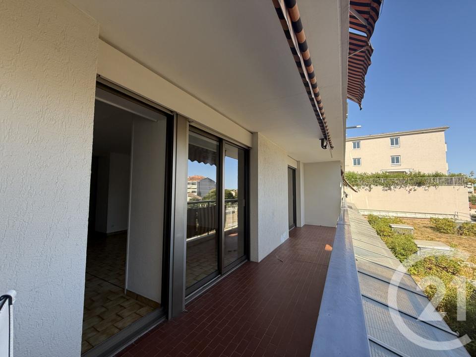 Cannes La Bocca, Provence-Alpes-Côte D'Azur 06150, França