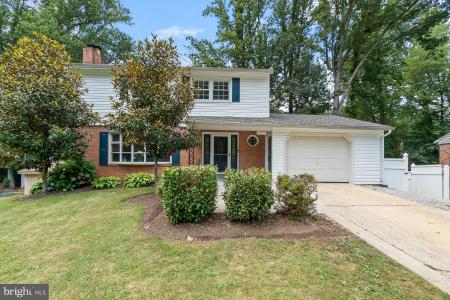 6607 Sandover Court, Springfield, Virginia 22152, USA