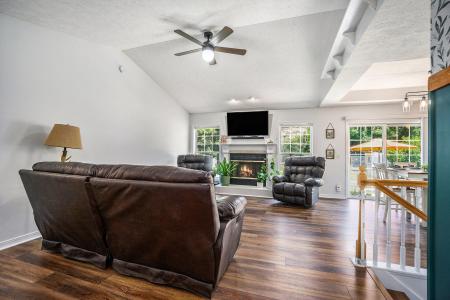 32076 Valewood Lane, Gobles, Michigan 49055, HOA KỲ