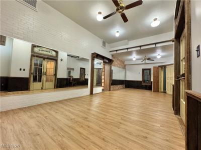 132 S Broad Street unit: B8, Canfield, Ohio 44406, USA