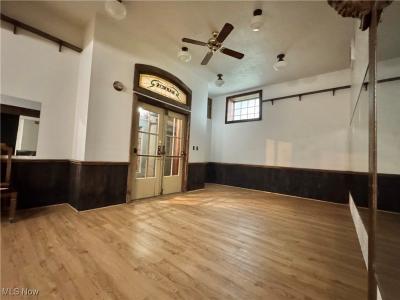 132 S Broad Street unit: B8, Canfield, Ohio 44406, USA