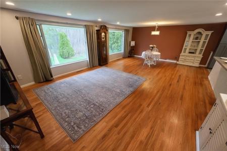 621 Brookpark Drive, Cuyahoga Falls, Ohio 44223, Amerika Birleşik Devletleri
