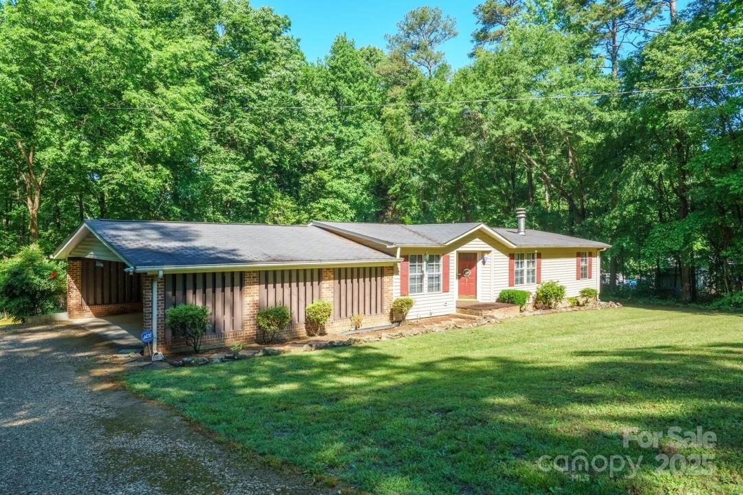 2310 Alexis Lucia Road, Stanley, North Carolina 28164