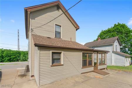 160 State Street, Struthers, אוהיו 44471, ארצות הברית של אמריקה