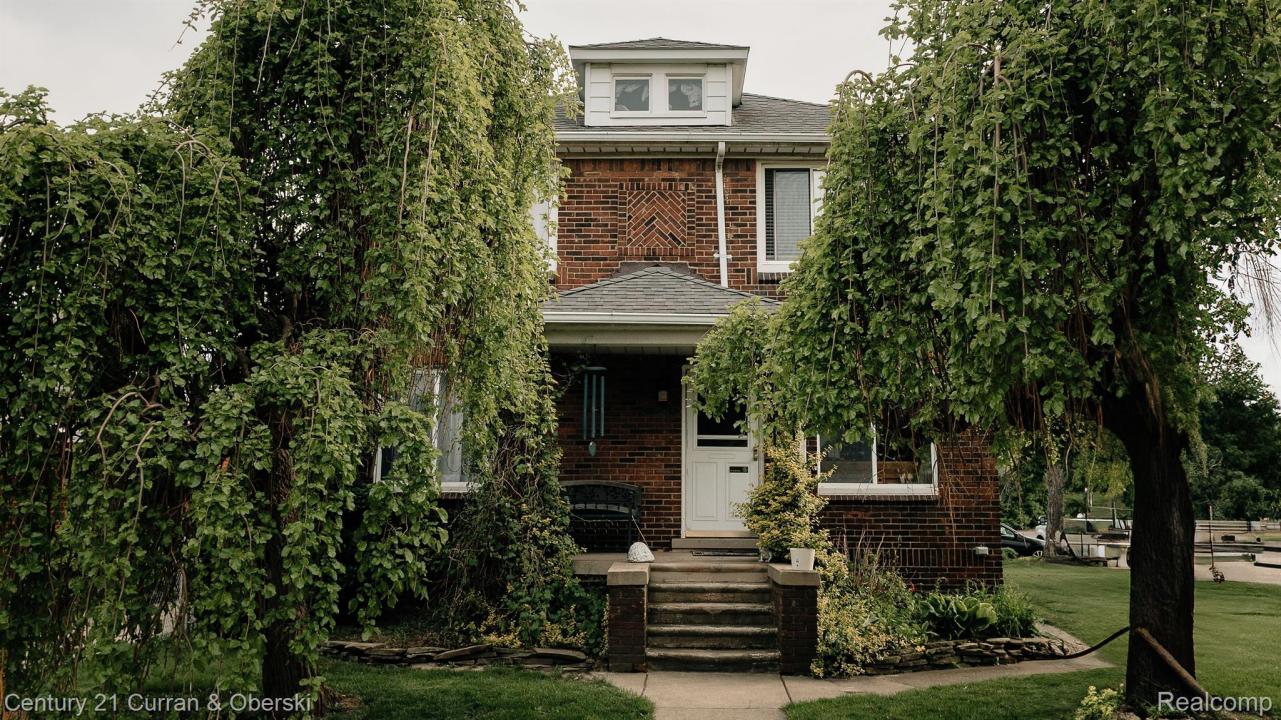 15261 Demean Avenue, Allen Park, Michigan 48101, Stati Uniti