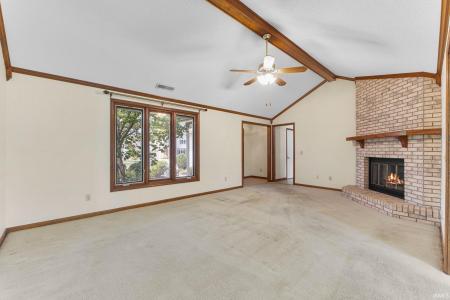 8406 Hunters Knoll Run, Fort Wayne, Indiana 46825-6405, Estados Unidos