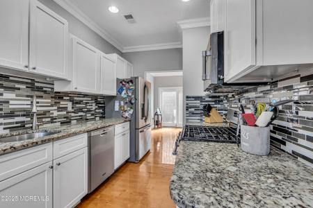 1602 Wagon Wheel Ct., Freehold, Нью-Джерси 07728, Соединенные Штаты