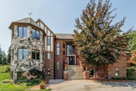 31085 Estate Woods Court, Farmington Hills, ミシガン 48331, アメリカ合衆国