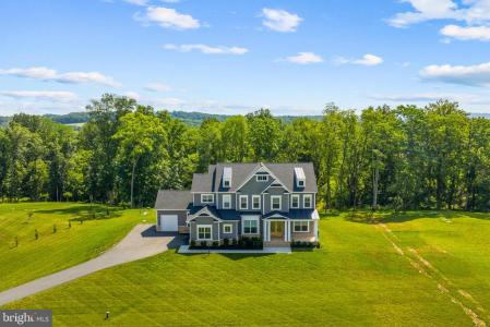 19098 Huntridge Preserve Court, Purcellville, Virginia 20132, USA