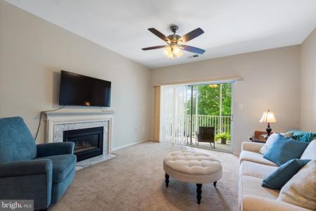 12016 Amber Ridge Circle , A-304, Germantown, Maryland 20876, États-Unis