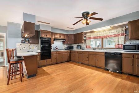 1134 Edwardsburg Avenue, Elkhart, إنديانا 46514, الولايات المتحدة