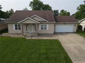 107 W. Edgewood Ave, Effingham, Illinois 62401