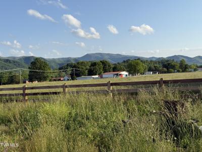 324 Bill Mauk Road, Chuckey, Tennessee 37641, USA