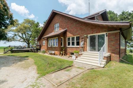 879 2300th Ave, Chestnut, Illinois 62518, USA