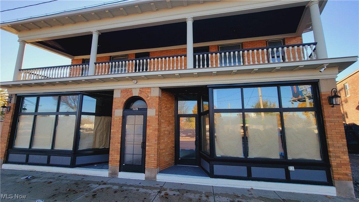 5017 Detroit Avenue, Cleveland, Ohio 44102, USA