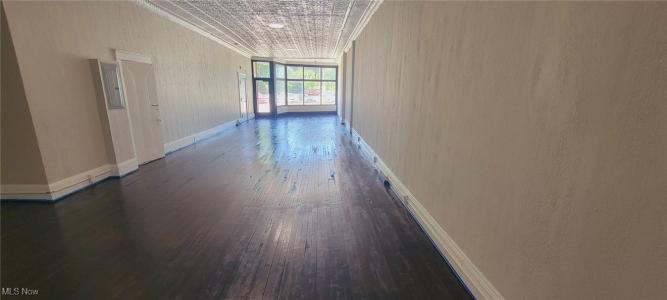 5017 Detroit Avenue, Cleveland, Ohio 44102, USA