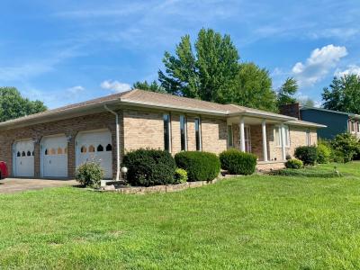 117 N Plains Ave, Marion, Illinois 62959