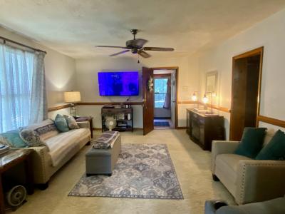 1915 E Oak St, W Frankfort, Illinois 62896