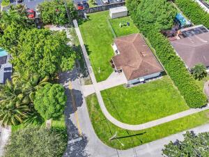 5702 Jefferson Street, Hollywood, Florida 33023, USA