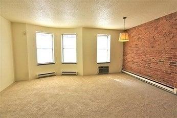 4 Cypress Road #401, Boston, Massachusetts 02135, USA