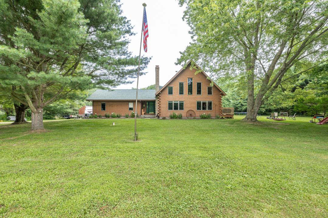 5621 Schustrich Rd., Mantua, Ohio 44255, Estados Unidos
