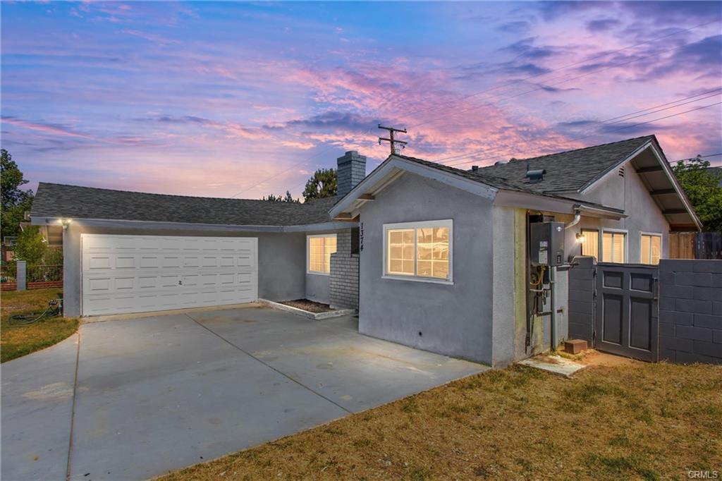 1374 Bernard Ct, San Bernardino, Kaliforniya 92404, Amerika Birleşik Devletleri