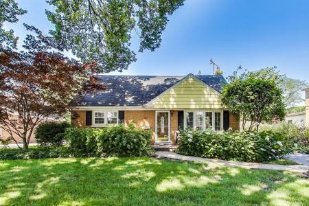 210  N Russel St, Mount Prospect, Illinois 60056, USA