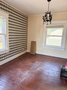 632 W. Logan St., Moberly, Missouri 65270, USA
