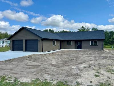 411 Russ Parta Drive, New York Mills, Minnesota 56567, USA