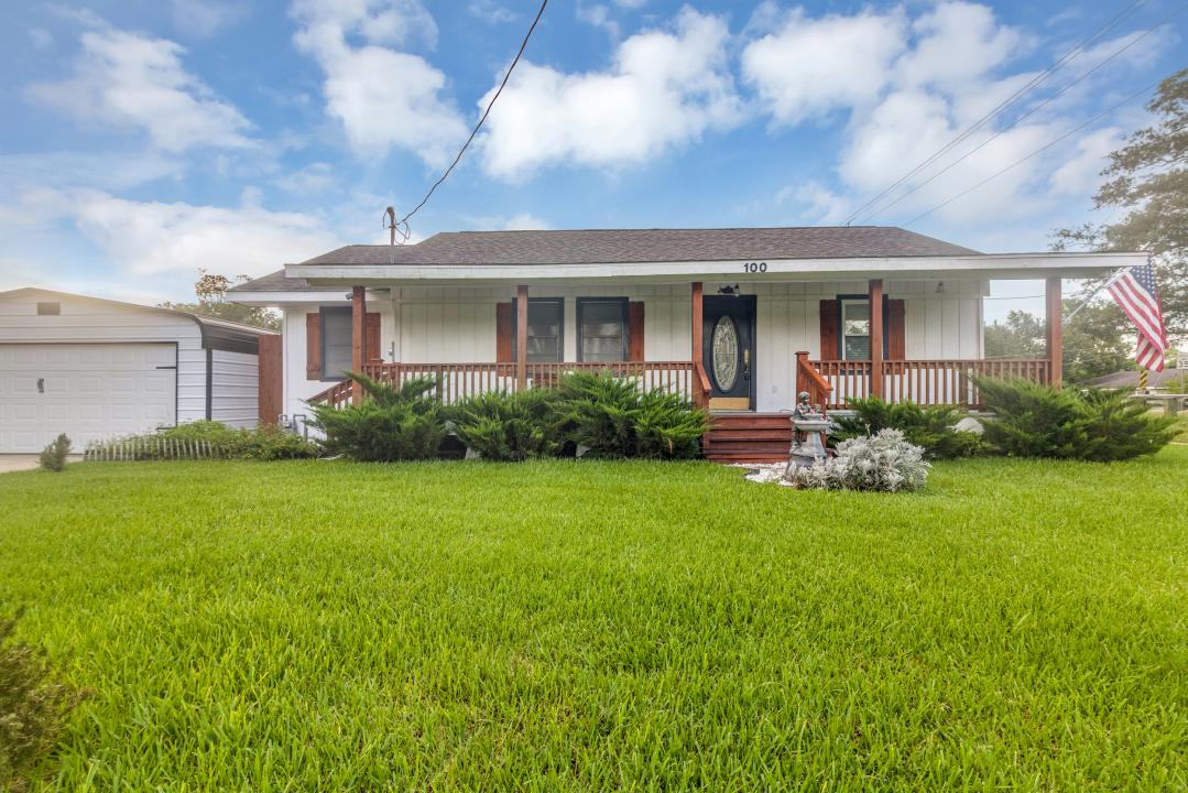 100 Eli St, Iowa, Louisiana 70647, Amerika Birleşik Devletleri