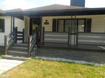 2010 Kalama, Royal Oak, Michigan 48067, Estados Unidos