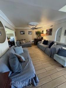 2503 Clarendon Ave, Huntington Park, Californie 90255, États-Unis