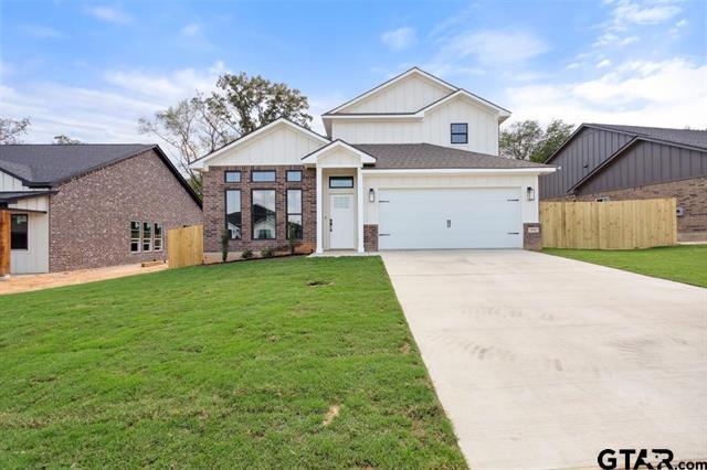 16630 Crossing Circle, Lindale, Texas 75771