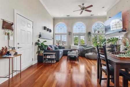 3234 N California Street 3S, Chicago, Illinois 60618