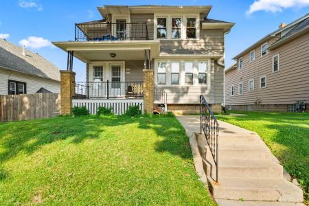 2164 S 64th St, West Allis, Wisconsin 53219, USA